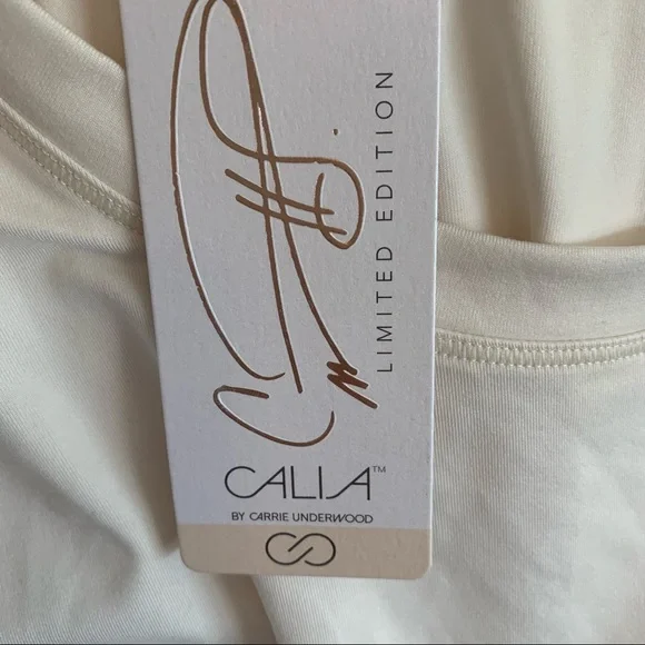 Calia Carrie Underwood Limited Edition Mesh 3/4 Length Sleeve Tee - Picture 9 of 11